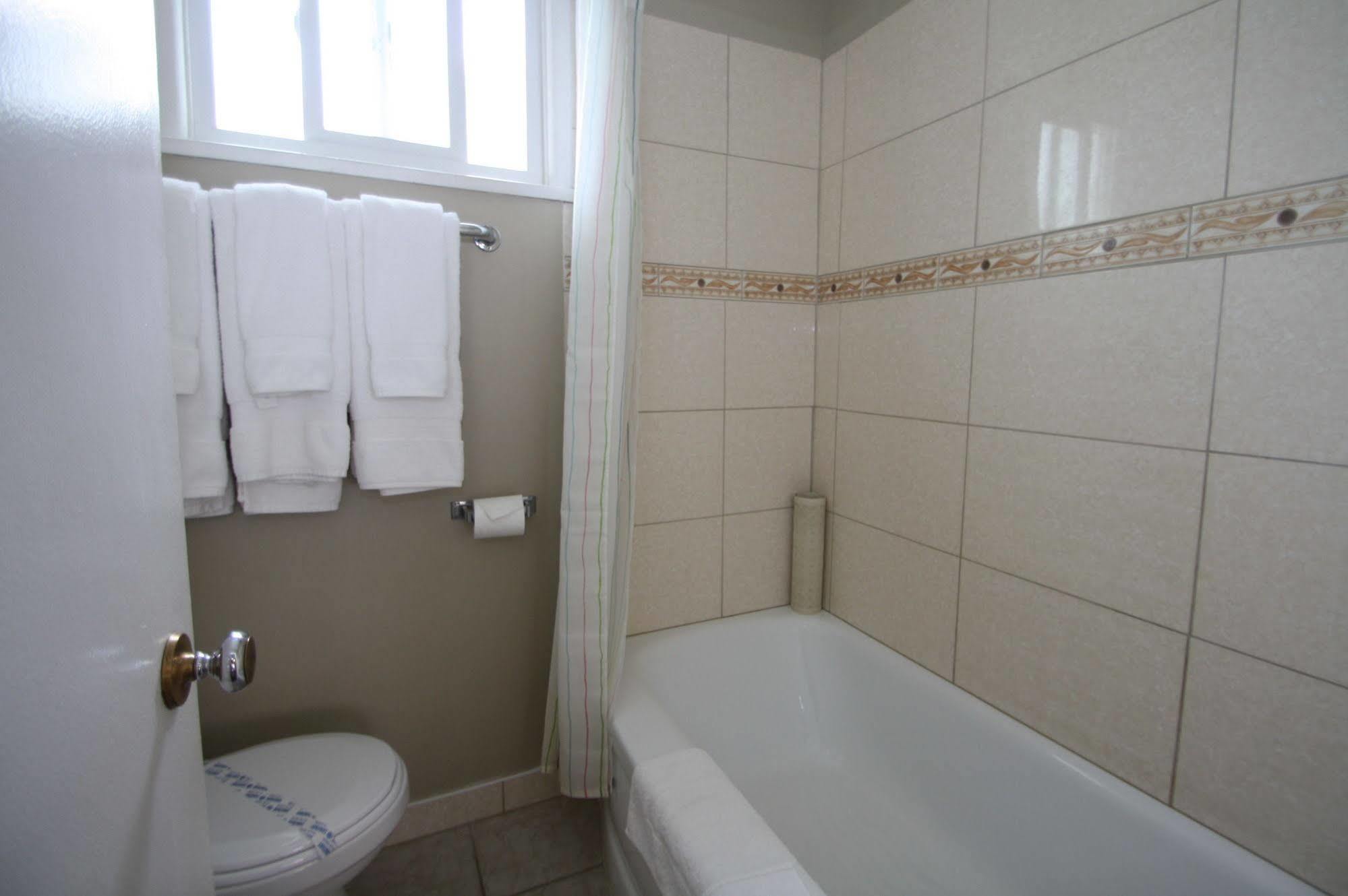 Harrison Spa Motel แฮร์ริสันฮอตสปริงส์ ภายนอก รูปภาพ