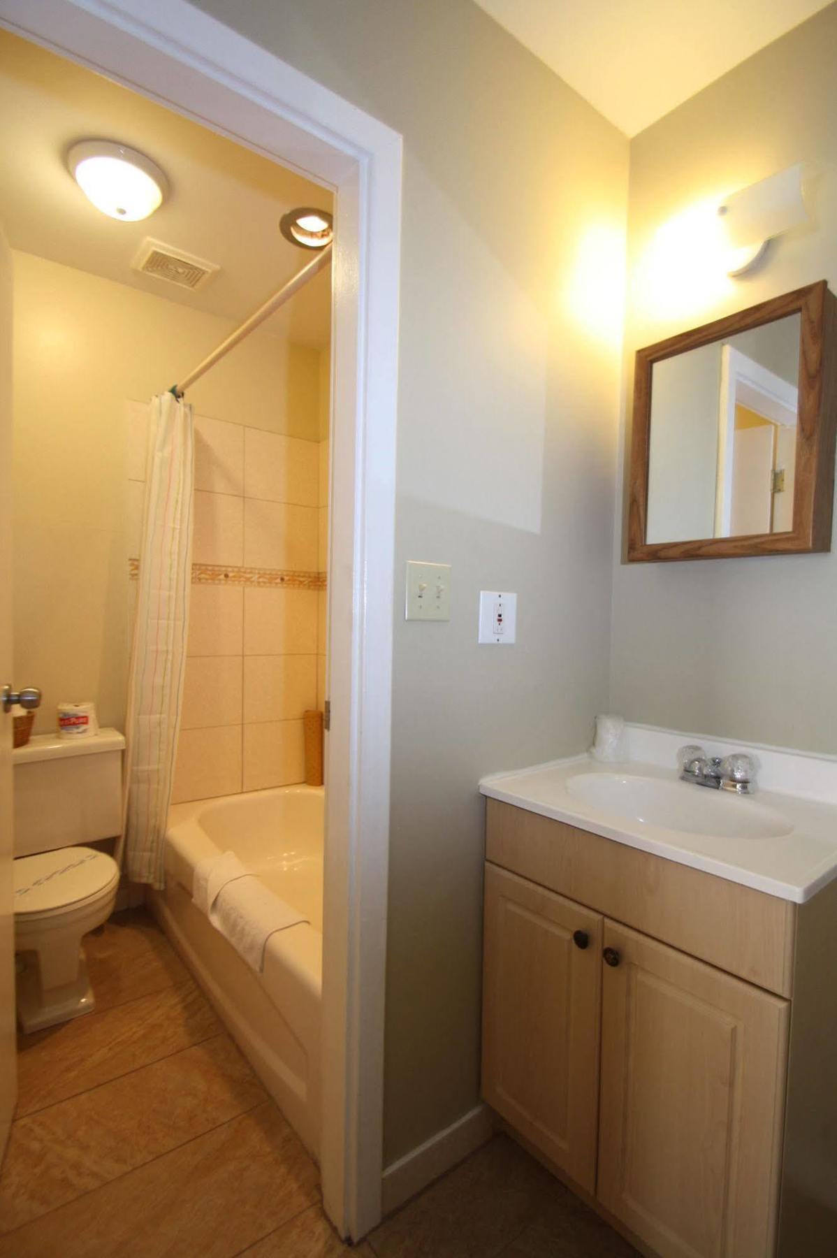 Harrison Spa Motel แฮร์ริสันฮอตสปริงส์ ภายนอก รูปภาพ