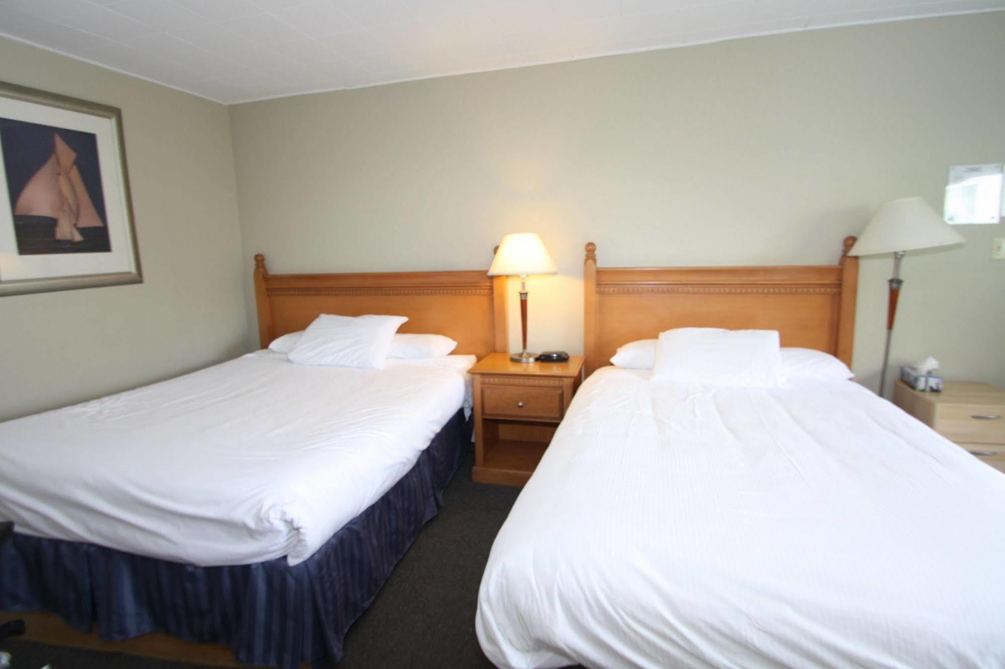 Harrison Spa Motel แฮร์ริสันฮอตสปริงส์ ภายนอก รูปภาพ